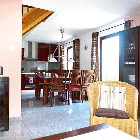 Fischerhaus 312 * ريكلين