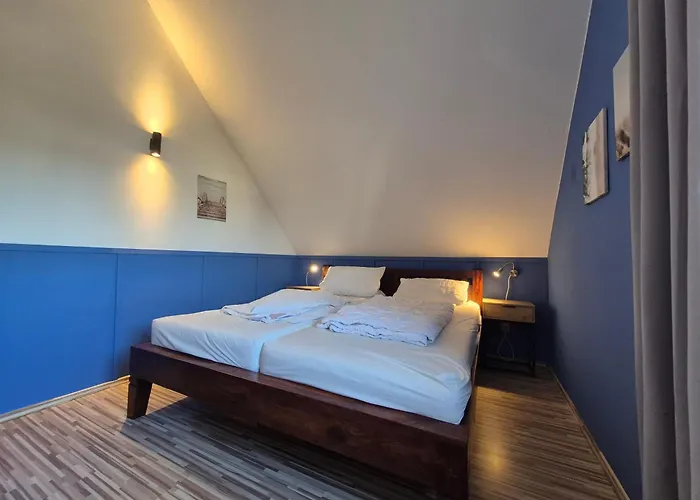 Fischerhaus 312 ريكلين